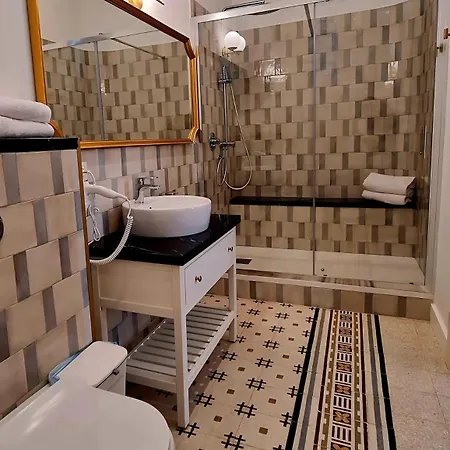Maisonnouveau 3*