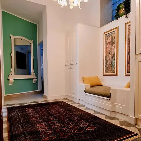 Maisonnouveau פלרמו